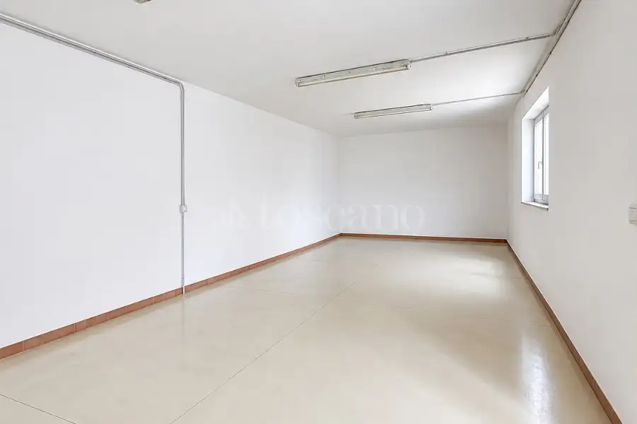 Capannone in vendita di 250 mq a €270.000 (rif. 212/2026)