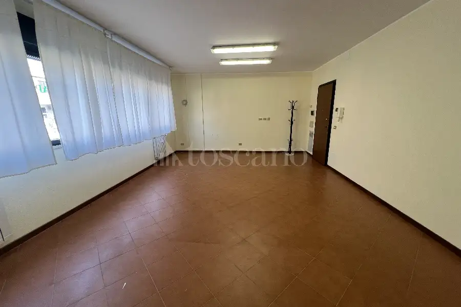 Ufficio in affitto di 50 mq a €550 (rif. 9/2026)