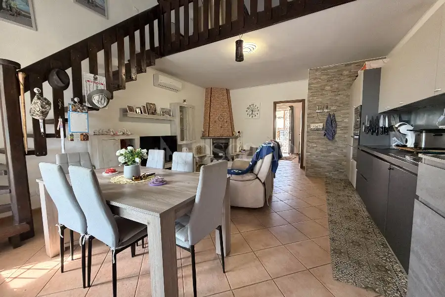 Villa Plurifamiliare in vendita di 85 mq a €119.000 (rif. 30/2026)