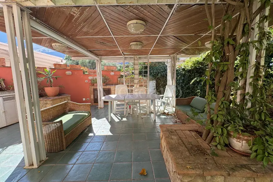 Villa Bifamiliare in vendita di 90 mq a €159.000 (rif. 67/2026)