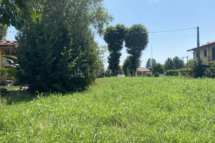 Edificabile Residenziali in vendita di 786 mq a €50.000 (rif. 21/2026)