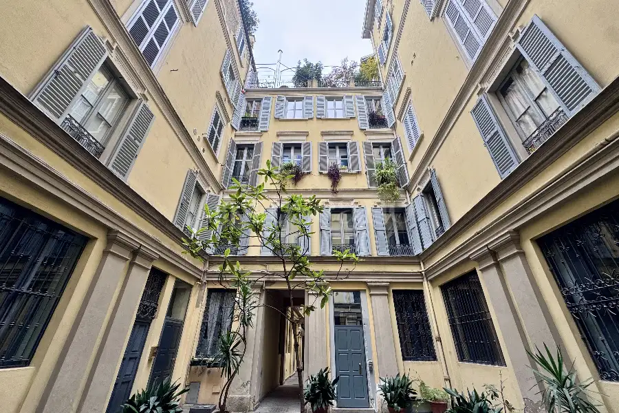 Ufficio in affitto di 50 mq a €1.650 (rif. 127/2025)