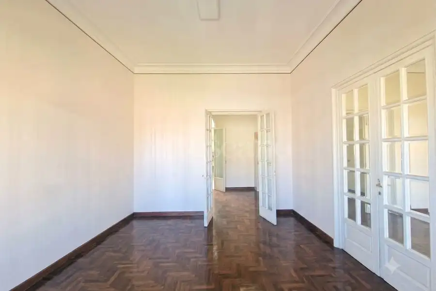 Casa in vendita di 295 mq a €1.350.000 (rif. 105/2026)