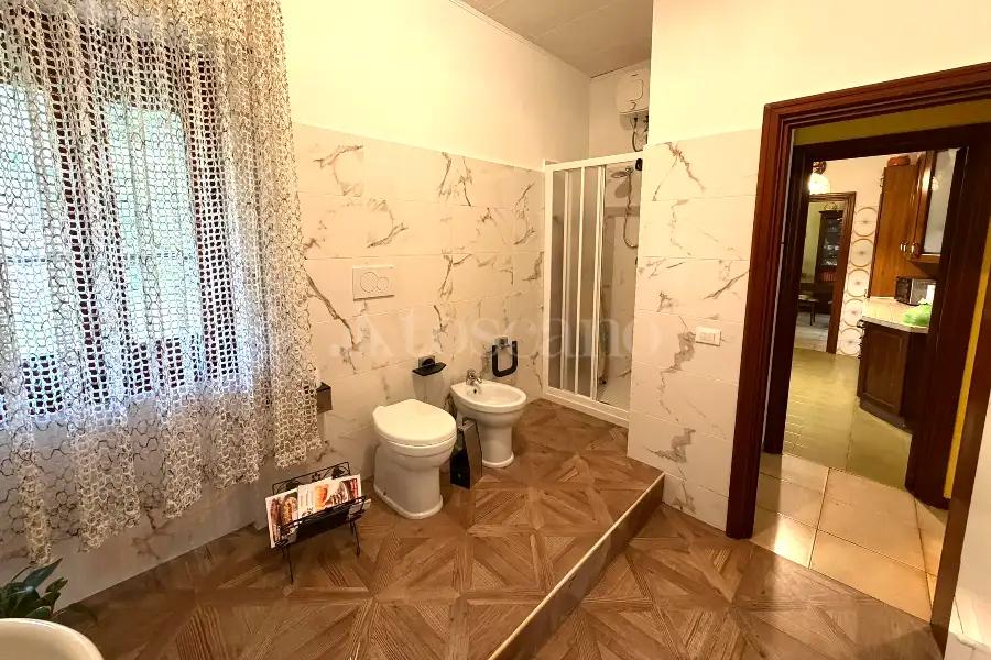 Attico in vendita di 220 mq a €370.000 (rif. 75/2025)