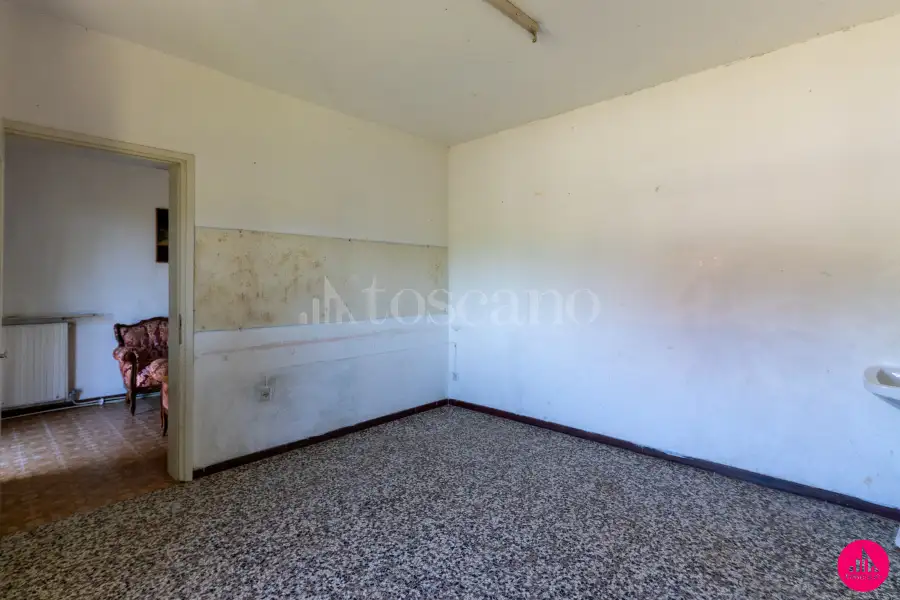 Villa Bifamiliare in vendita di 230 mq a €239.000 (rif. 87/2026)