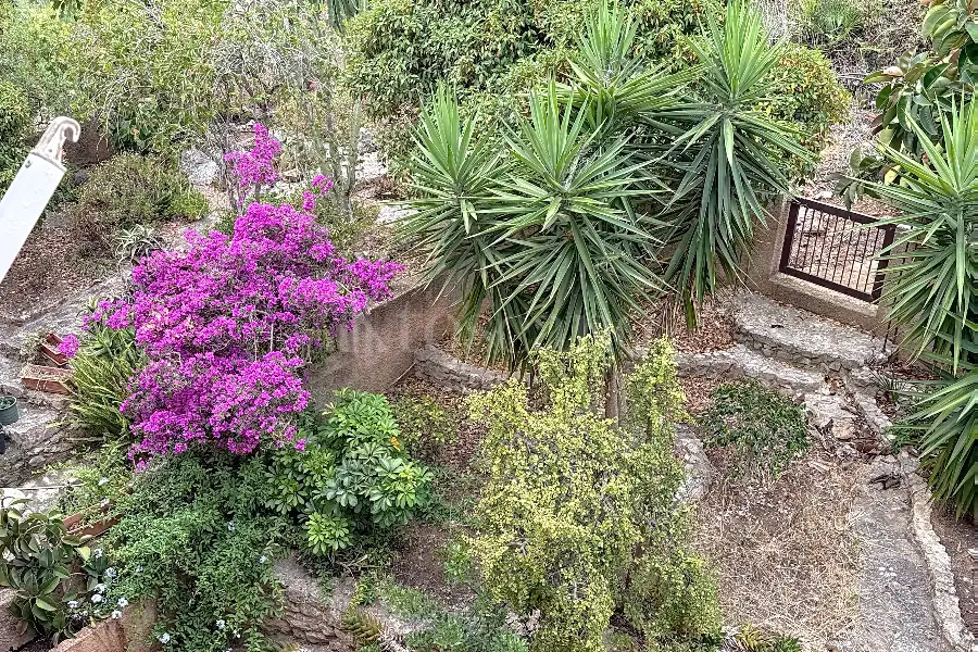 Villino a Schiera in vendita di 350 mq a €235.000 (rif. 96/2025)