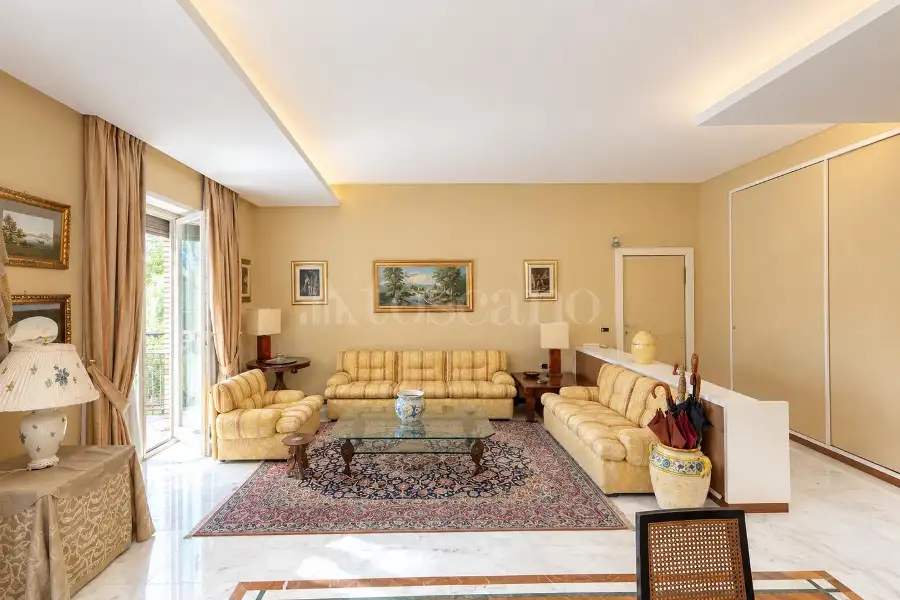 Casa in vendita di 185 mq a €1.120.000 (rif. 56/2026)