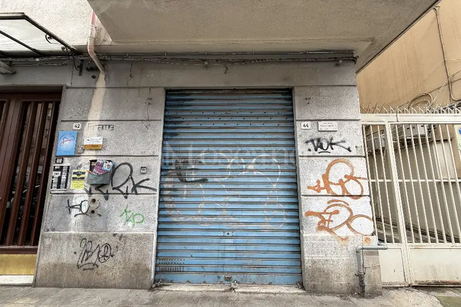 Negozio in affitto di 40 mq a €420 (rif. 41/2026)