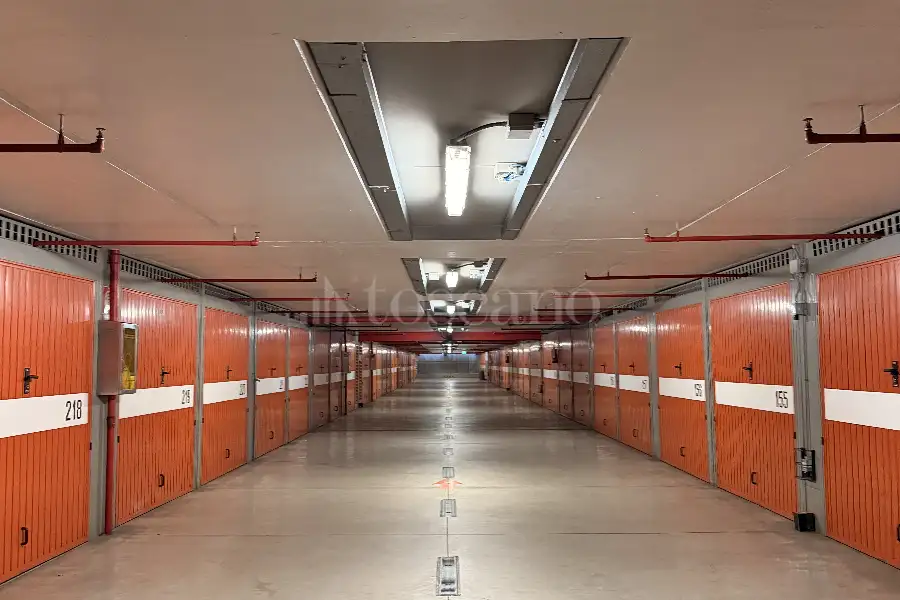 Box in vendita di 12 mq a €39.000 (rif. 9/2026)