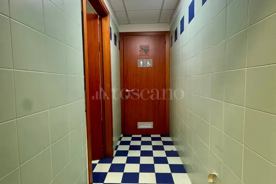 Negozio in affitto di 120 mq a €1.100 (rif. 91/2025)