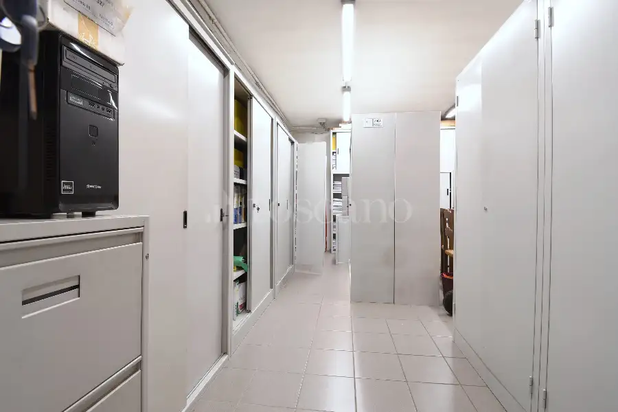 Ufficio in vendita di 145 mq a €490.000 (rif. 78/2026)