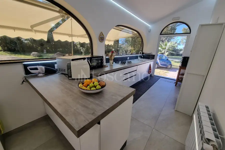 Casale in vendita di 170 mq a €645.000 (rif. 41/2024)