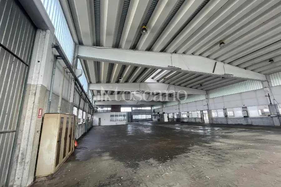 Capannone in vendita di 2942 mq a €992,000 (rif. BL6153VE)