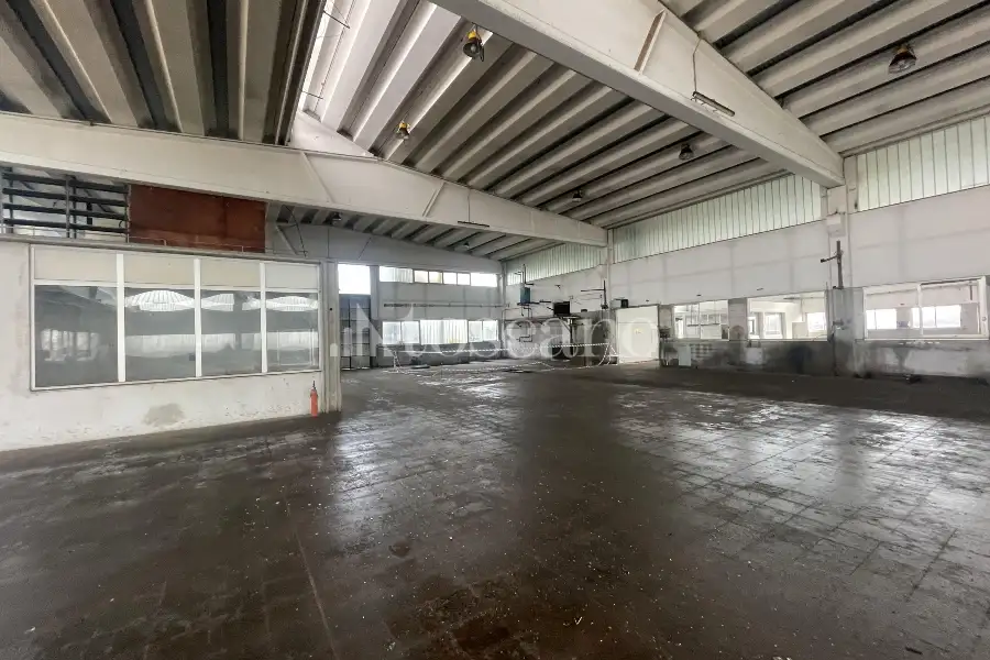 Capannone in vendita di 2942 mq a €992,000 (rif. BL6153VE)