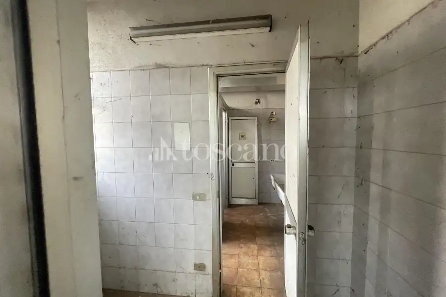 Capannone in vendita di 2942 mq a €992,000 (rif. BL6153VE)