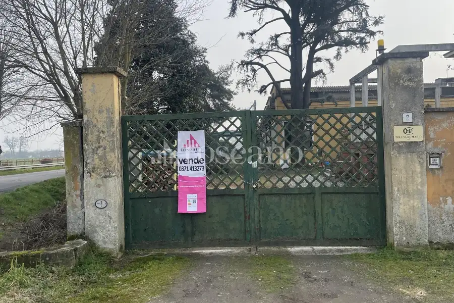 Capannone in vendita di 2942 mq a €992,000 (rif. BL6153VE)