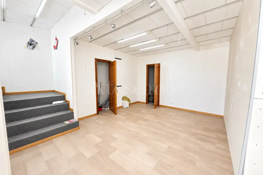 Negozio in vendita di 160 mq a €125.000 (rif. 45/2026)