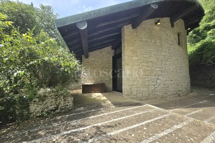Villa in vendita di 300 mq a €1.450.000 (rif. 40/2025)