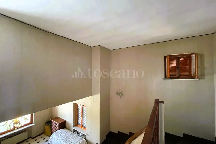 Villa in vendita di 305 mq a €650.000 (rif. 12/2025)