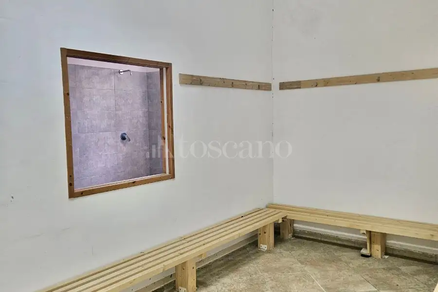 Negozio in affitto di 150 mq a €1.000 (rif. 126/2026)