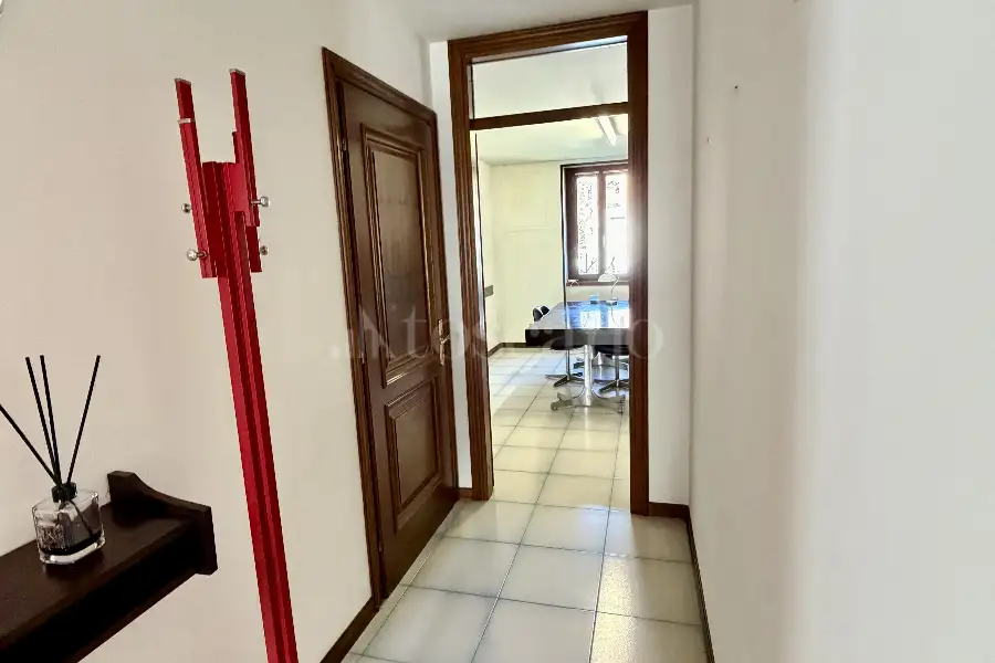 Villa in vendita di 400 mq a €870.000 (rif. 13/2026)