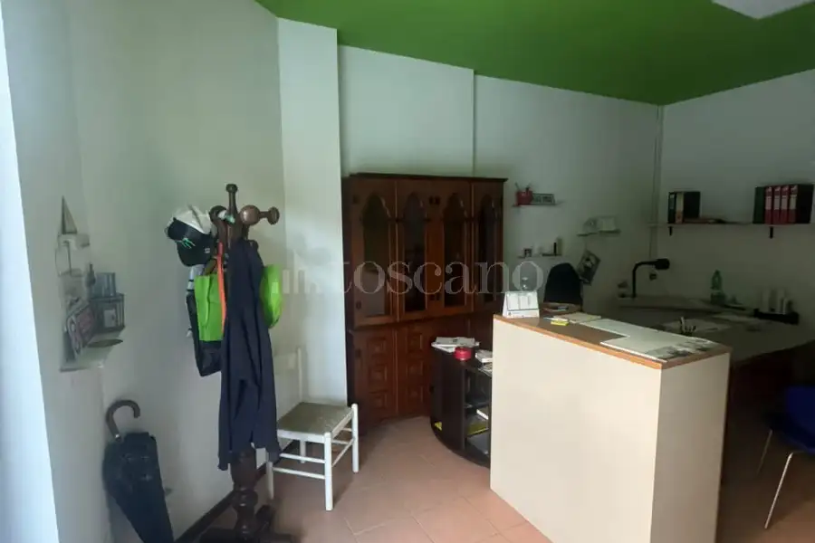 Negozio in affitto di 50 mq a €700 (rif. 65/2026)