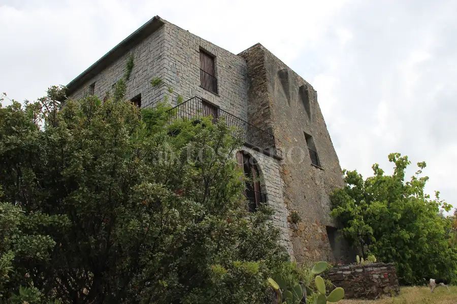 Palazzo in vendita di 290 mq a €1.100.000 (rif. 5/2022)