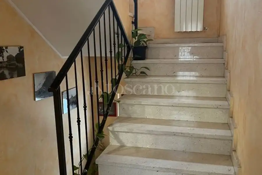 Villa Bifamiliare in vendita di 156 mq a €320.000 (rif. 11/2026)
