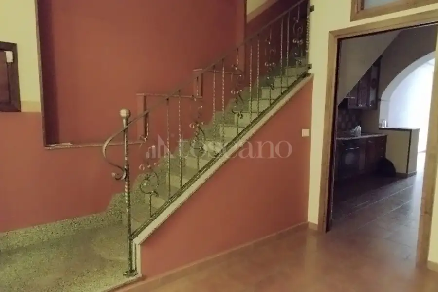 Casa Indipendente in affitto di 160 mq a €570 (rif. 12/2026)