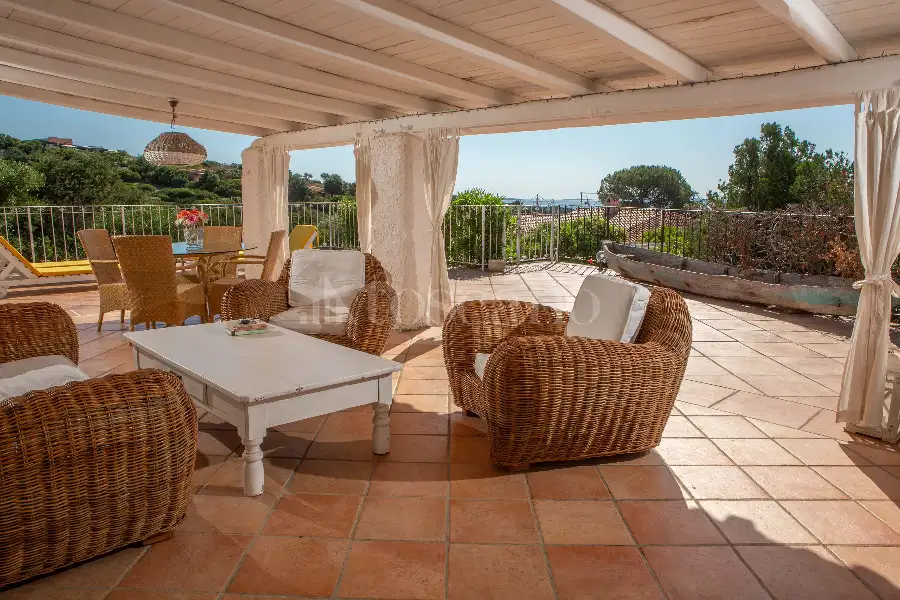 Villa in vendita di 135 mq a €700.000 (rif. 5/2026)