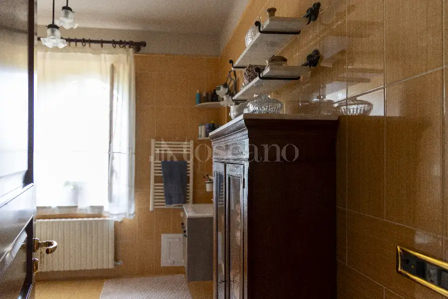 Villa in vendita di 920 mq a €1.800.000 (rif. 43/2025)