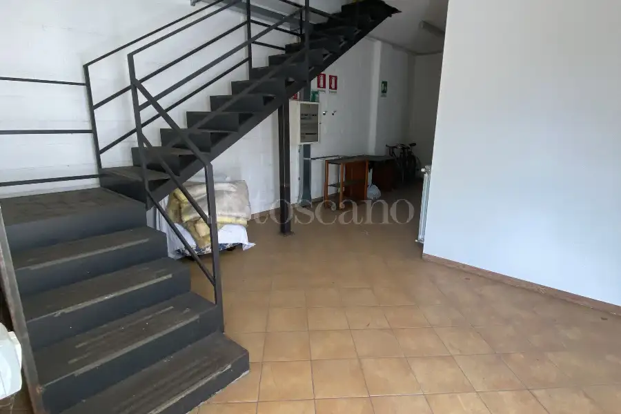 Negozio in vendita di 480 mq a €190,000 (rif. TS0330VE)