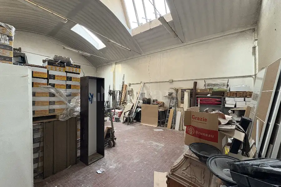 Laboratorio in vendita di 270 mq a €540.000 (rif. 9/2026)
