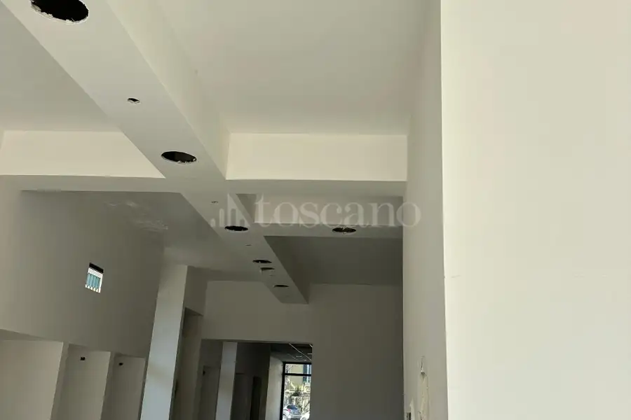 Negozio in vendita di 318 mq a €500.000 (rif. 29/2025)