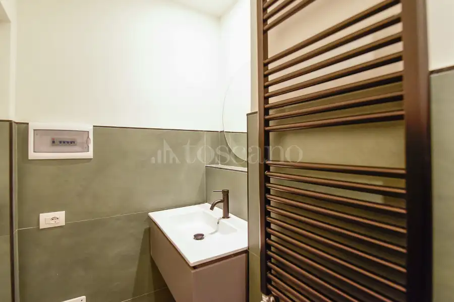 Negozio in affitto di 26 mq a €850 (rif. 9/2026)