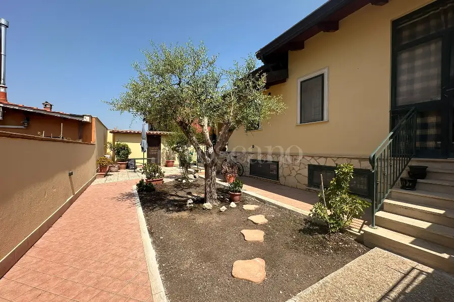 Villa Plurifamiliare in vendita di 140 mq a €305.000 (rif. 53/2026)