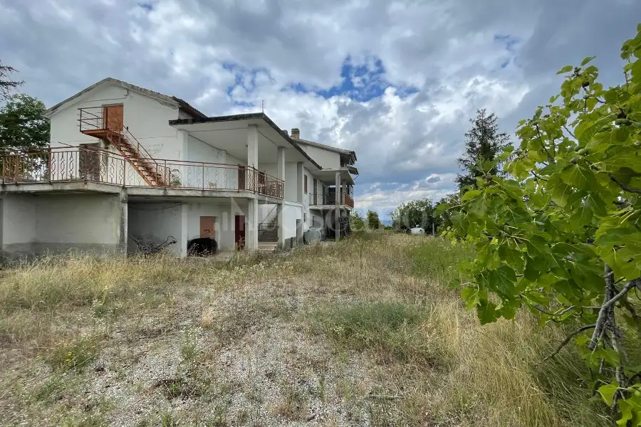 Casa Indipendente in vendita di 220 mq a €85.000 (rif. 40/2025)