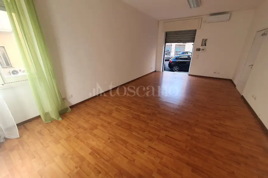 Negozio in vendita di 40 mq a €85.000 (rif. 2/2024)