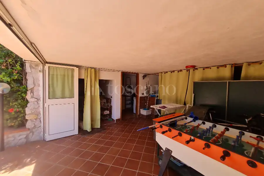Villa in vendita di 245 mq a €339.000 (rif. 49/2026)