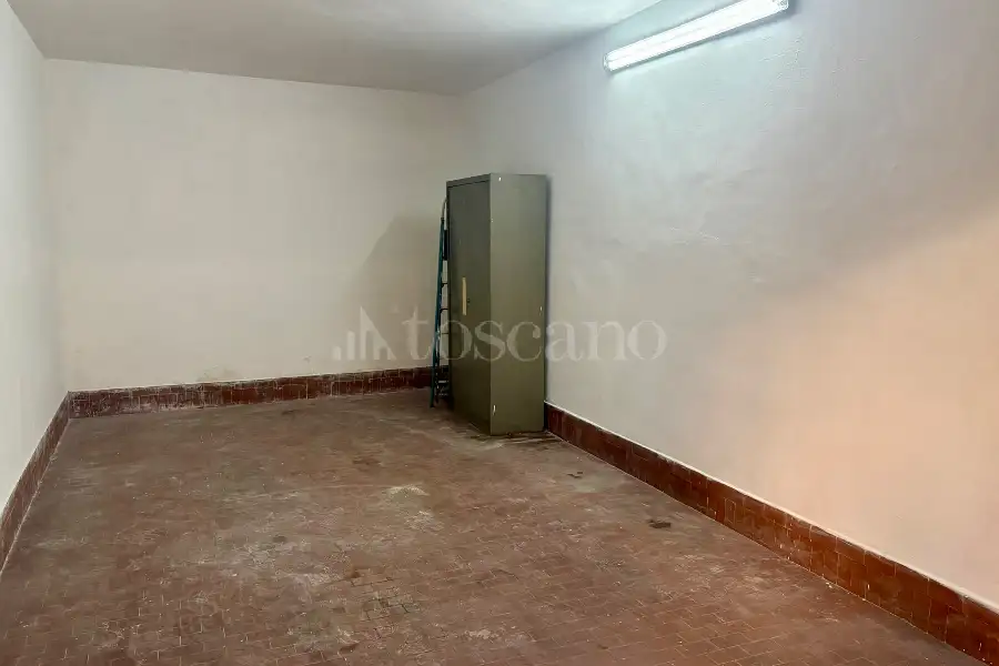 Box in vendita di 25 mq a €89.000 (rif. 35/2026)