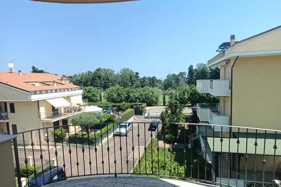 Casa in affitto di 90 mq a €2.500 (rif. 5/2025)