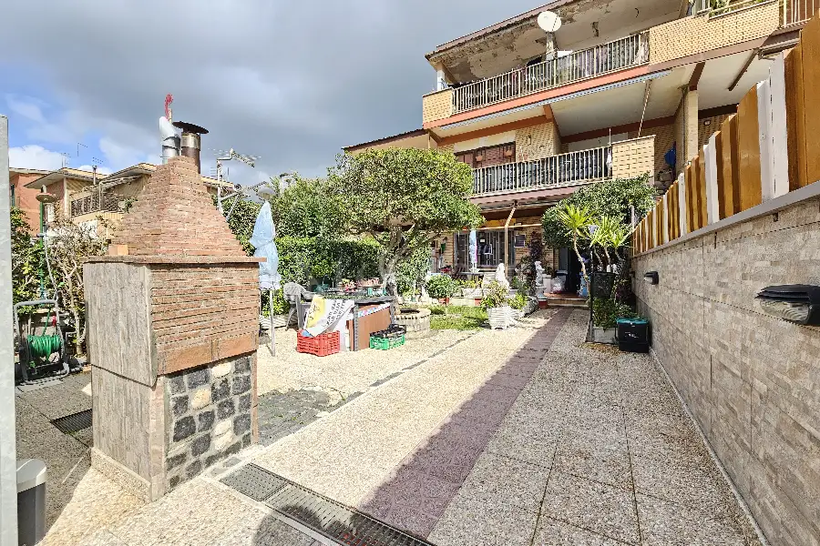 Villa Plurifamiliare in vendita di 80 mq a €169.000 (rif. 17/2026)