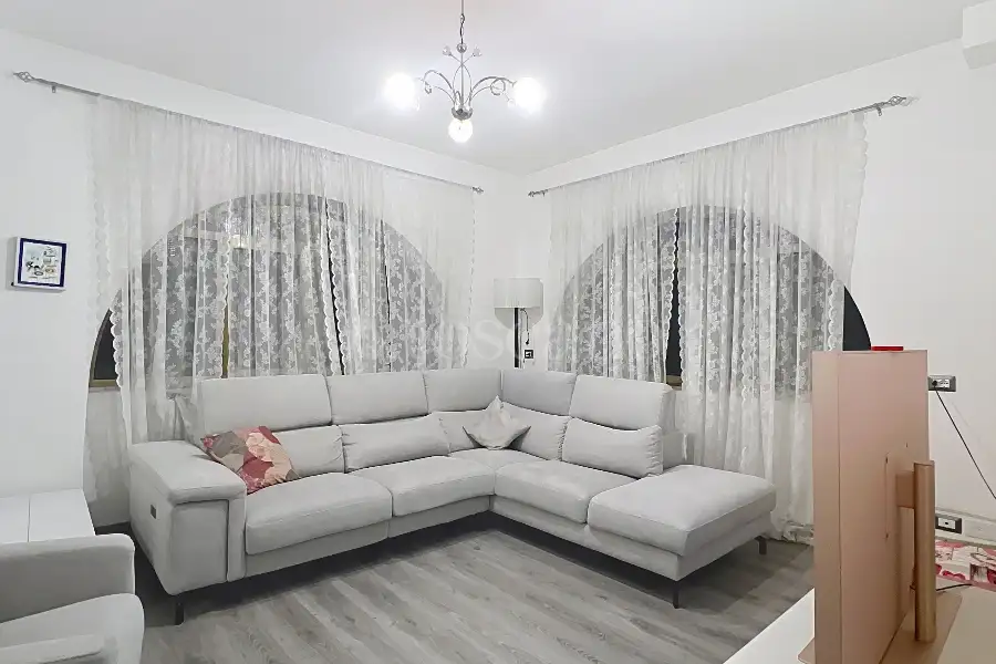 Villa Bifamiliare in vendita di 174 mq a €219.000 (rif. 188/2025)