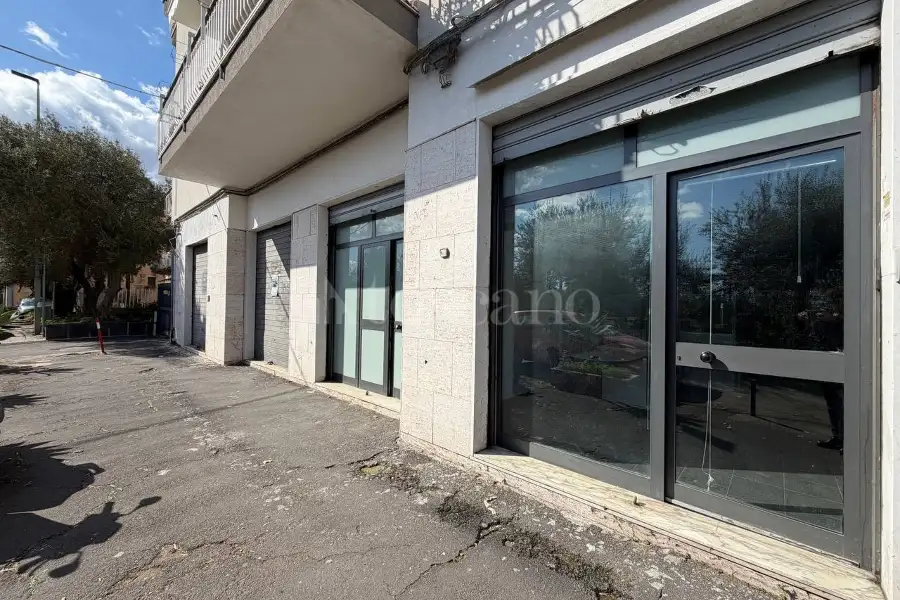 Negozio in vendita di 78 mq a €128.000 (rif. 211/2025)
