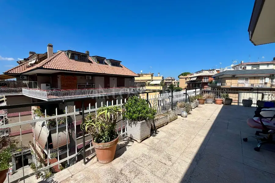 Attico in vendita di 100 mq a €525.000 (rif. 45/2025)