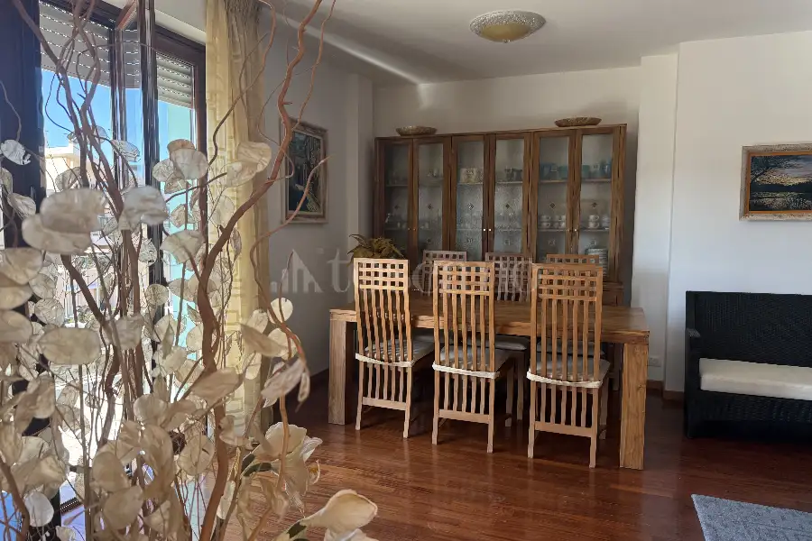 Attico in vendita di 120 mq a €349.000 (rif. 16/2026)