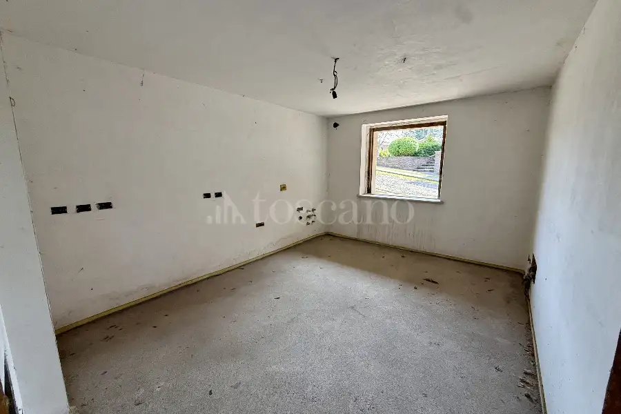 Villa Bifamiliare in vendita di 420 mq trattativa riservata (rif. 17/2026)