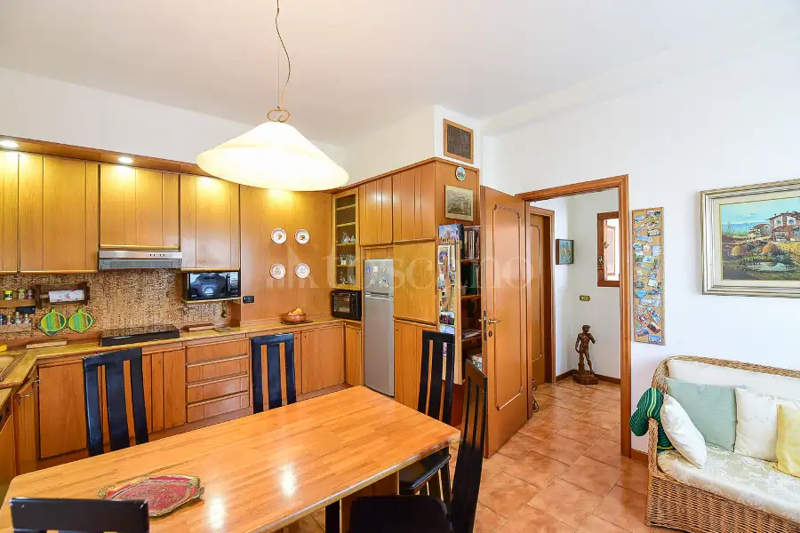 Casa Indipendente in vendita di 180 mq a €305.000 (rif. 23/2026)