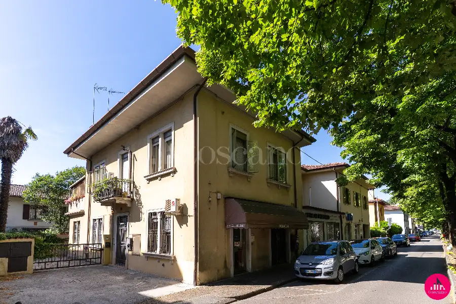 Negozio in vendita di 45 mq a €55.000 (rif. 9/2026)