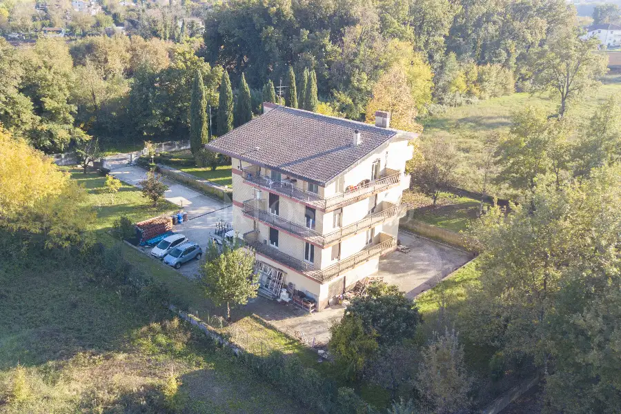 Palazzo in vendita di 800 mq a €390.000 (rif. 20/2024)
